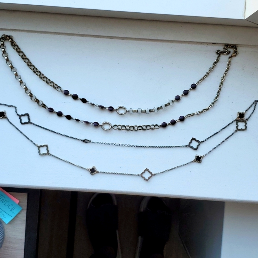 2 beautiful necklaces